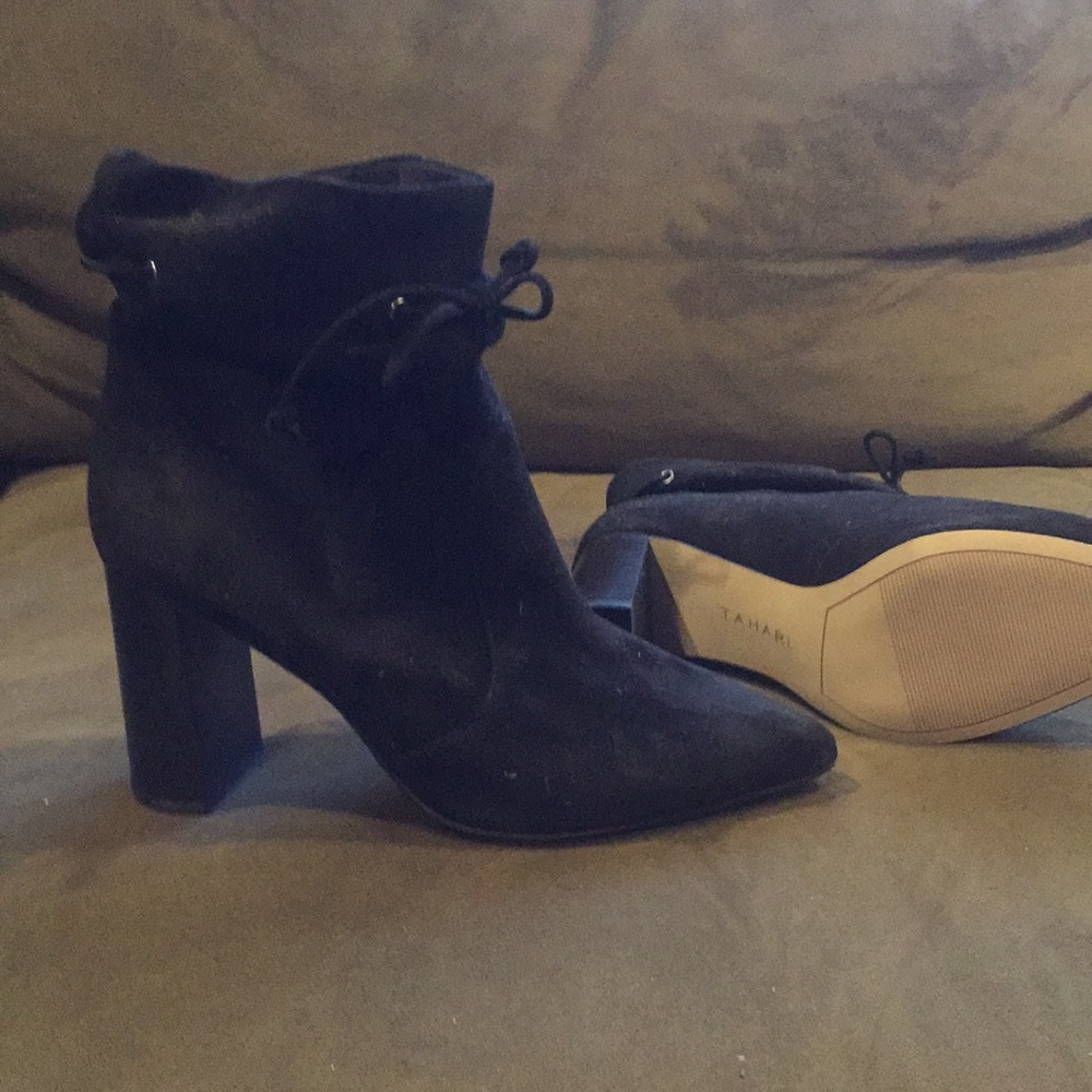 Black suede Tahari boots